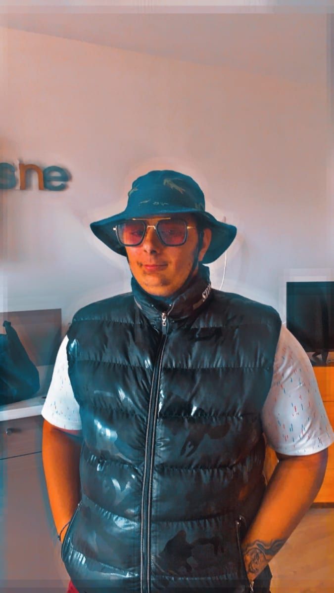 Profil von Dennis