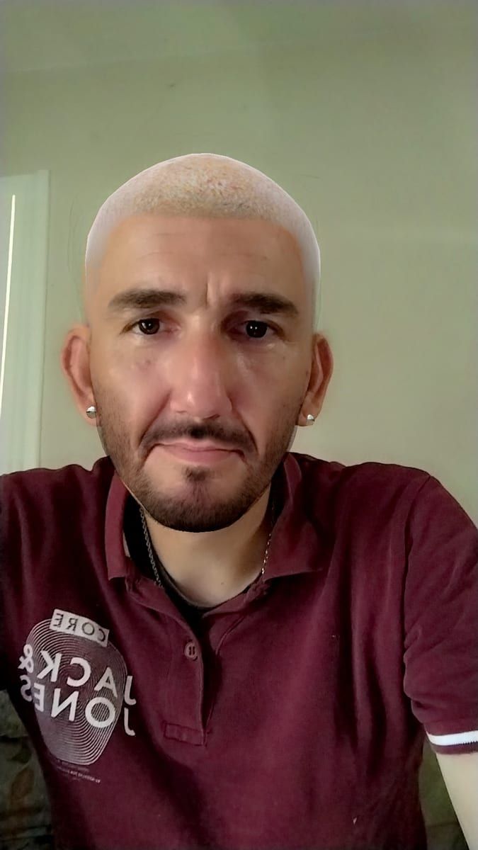 Profil von Azaria